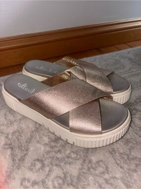 Altar'd State Metallic Rose Gold Cross-Band Platform Slide Sandals